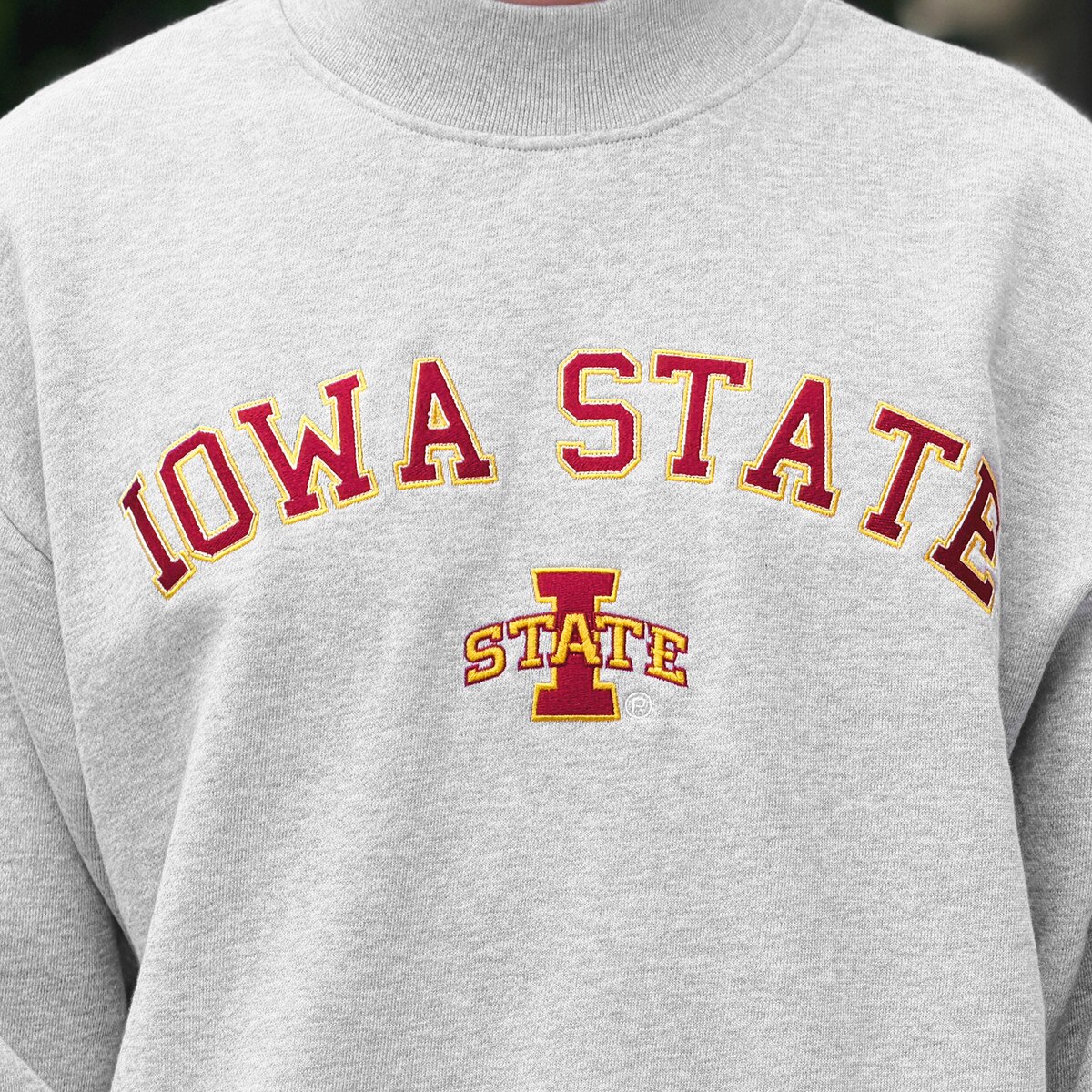 No Rivals I-State Gray Mockneck design close up